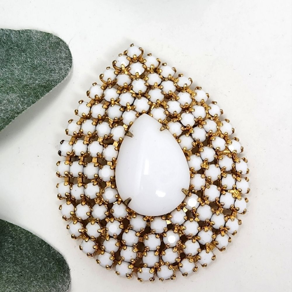 VOGUE JLRY Vintage Teardrop White Gold Brooch Pin